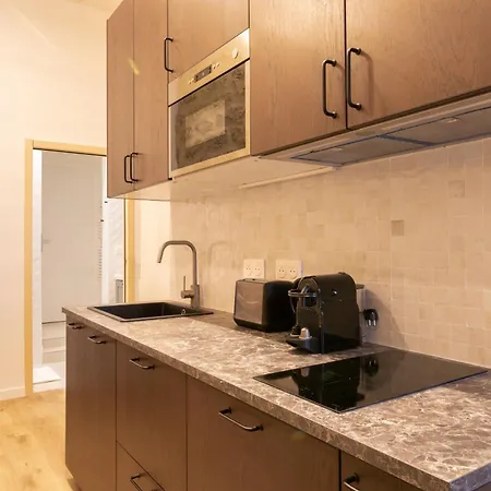 Cozy In Heart Of Montmartre Daire